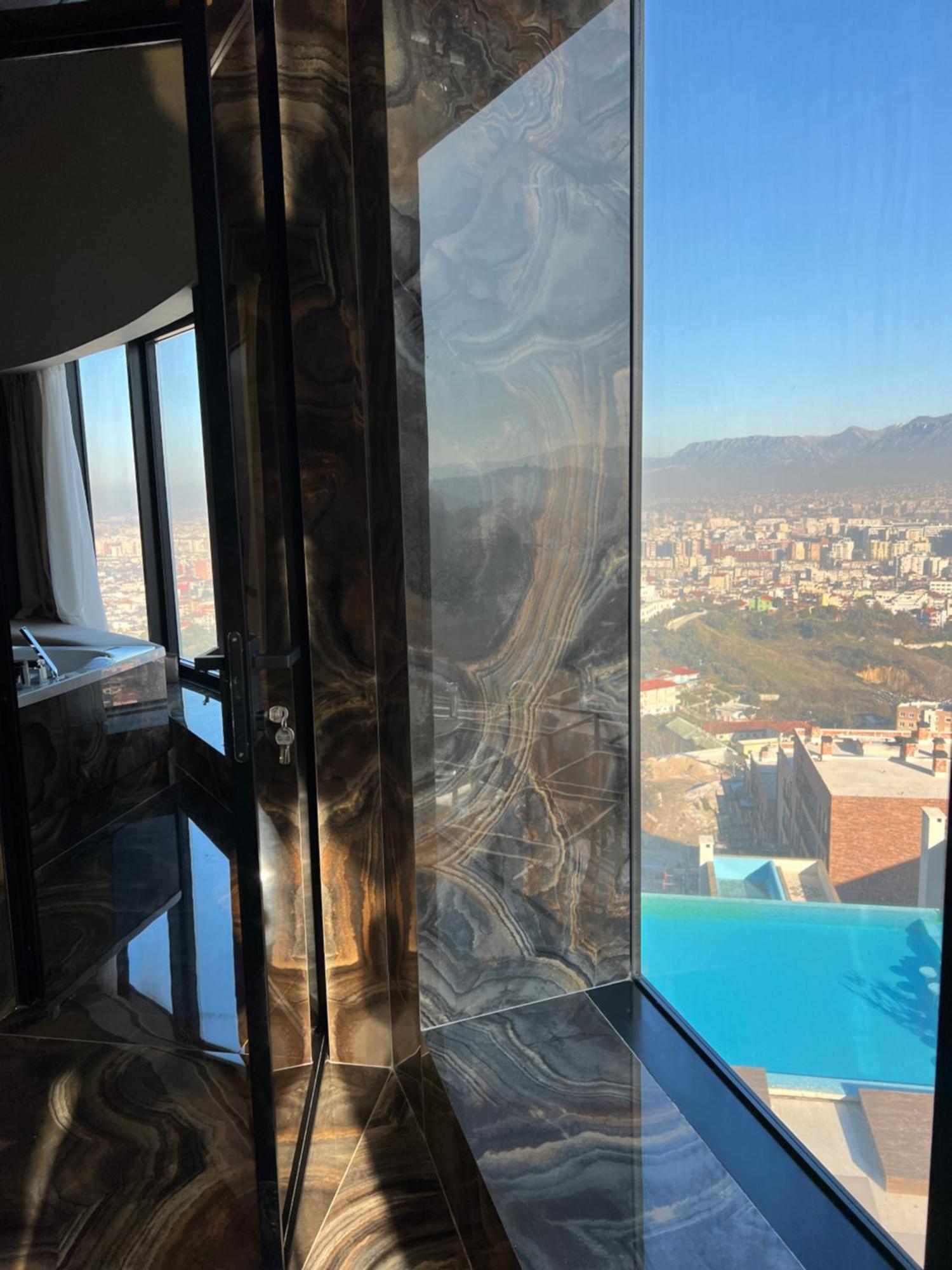 Arka Art Hotel Tirana Eksteriør billede View from the 100th floor